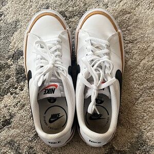 Nike White and Black Sneakers with Tan Trim